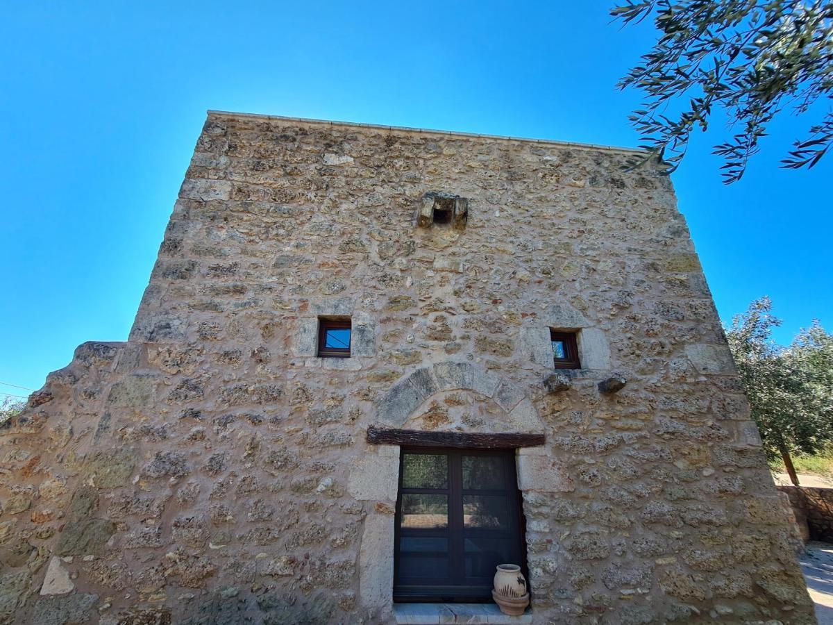 Pyrgos 1869 Villa Gytheio Exteriör bild